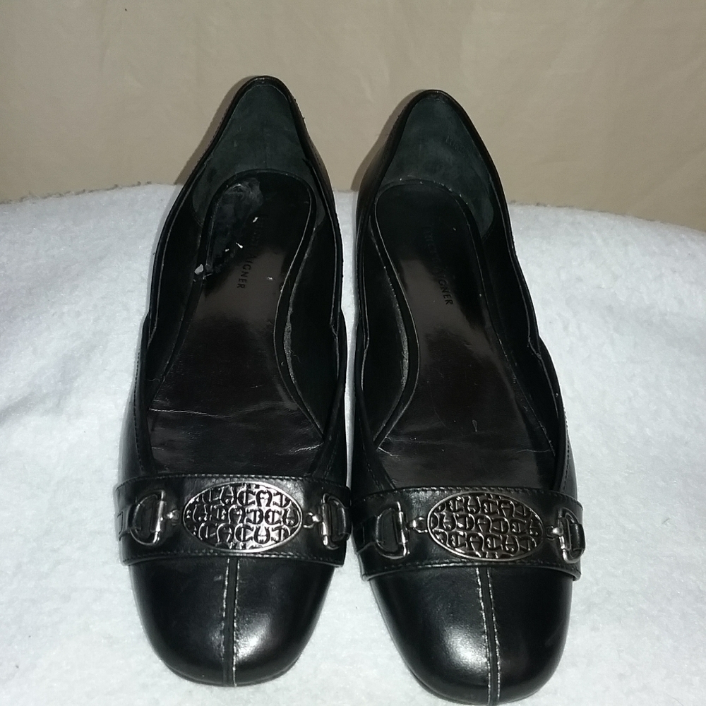 Etienne Aigner women's flats size 7 1/2 M